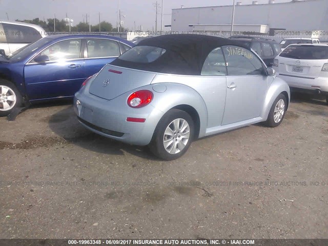 3VWRW3AL7AM004154 - 2010 VOLKSWAGEN NEW BEETLE 浅蓝色 照片 4