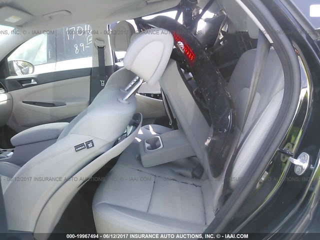 KM8J33A42HU272225 - 2017 HYUNDAI TUCSON LIMITED/SPORT AND ECO/SE BLACK photo 8