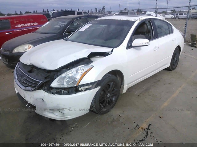 1N4AL2AP9CN466770 - 2012 NISSAN ALTIMA S WHITE photo 2