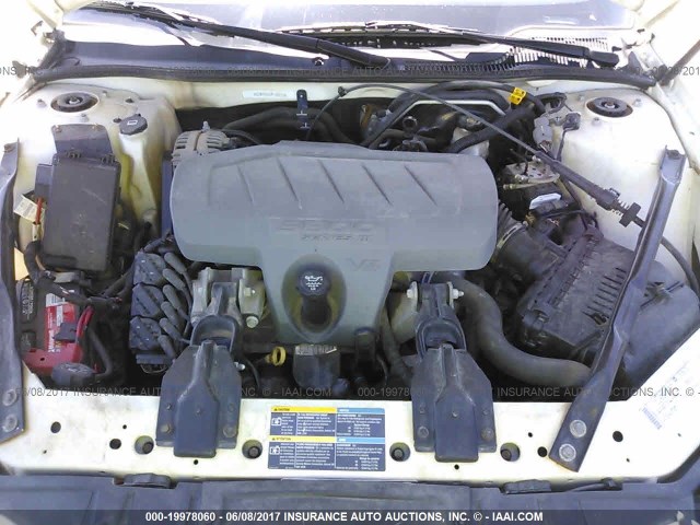 2G2WP552881188820 - 2008 PONTIAC GRAND PRIX WHITE photo 10