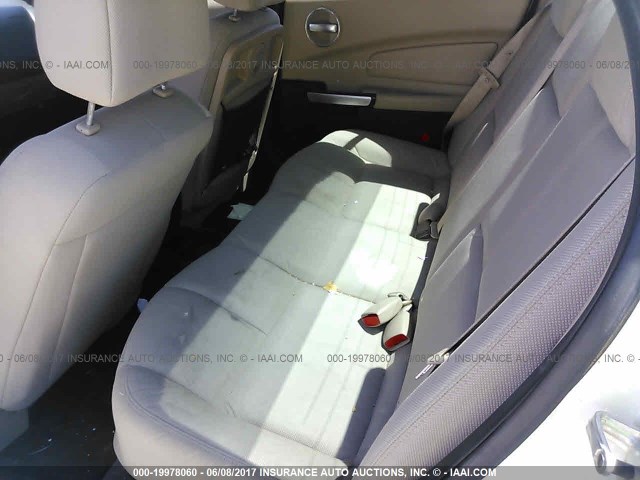 2G2WP552881188820 - 2008 PONTIAC GRAND PRIX WHITE photo 8