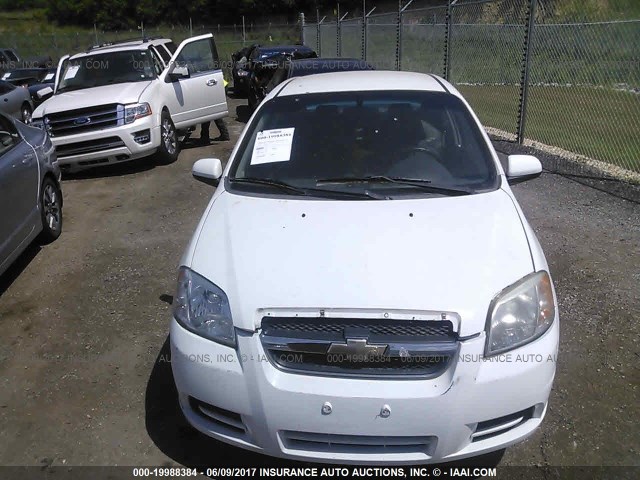 KL1TD56638B050232 - 2008 CHEVROLET AVEO LS WHITE photo 6