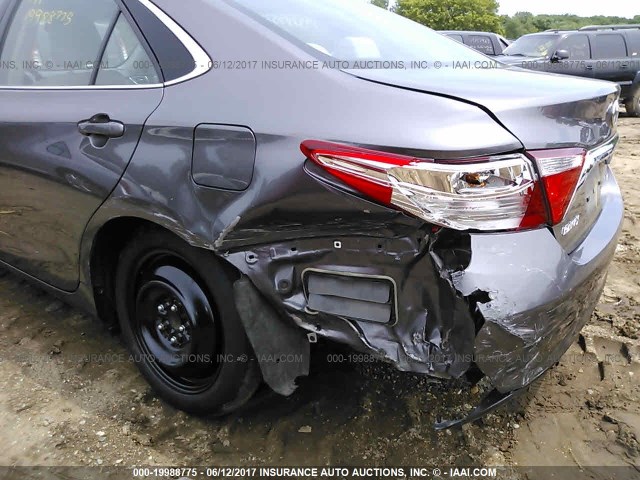 4T4BF1FK9FR516429 - 2015 TOYOTA CAMRY LE/XLE/SE/XSE Pewter photo 6