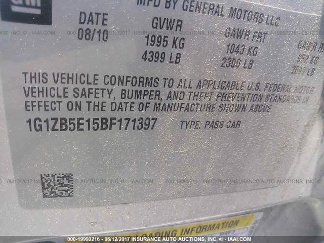 1G1ZB5E15BF171397 - 2011 CHEVROLET MALIBU LS 银色 照片 8