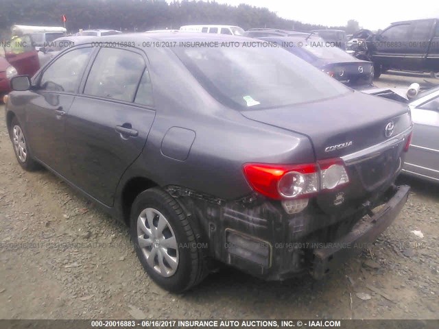 2T1BU4EE0DC992094 - 2013 TOYOTA COROLLA S/LE GRAY photo 3