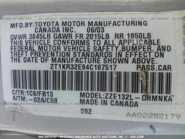 2T1KR32E94C187517 - 2004 TOYOTA COROLLA MATRIX XR SILVER photo 9
