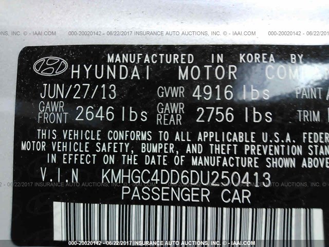 KMHGC4DD6DU250413 - 2013 HYUNDAI GENESIS 3.8L SILVER photo 9