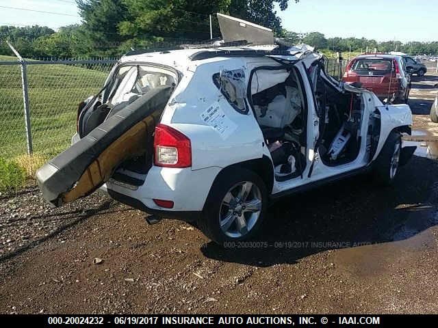 1J4NT5FB2BD236514 - 2011 JEEP COMPASS LIMITED WHITE photo 4