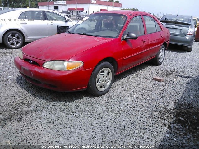 3FAFP13P41R194334 - 2001 FORD ESCORT RED photo 2