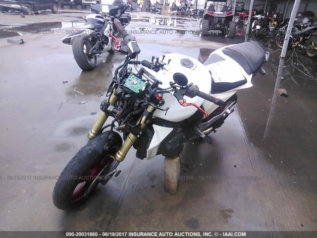 JKAZRCA183A005980 - 2003 KAWASAKI ZR1000 A1 WHITE photo 2