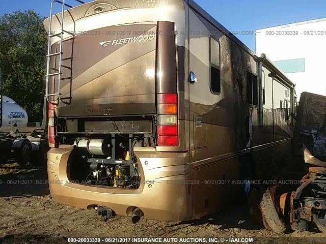 4VZBR1J976C053799 - 2006 FLEETWOOD REVO  BROWN photo 4