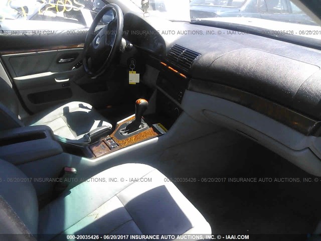 WBADT43431GF57265 - 2001 BMW 525 I AUTOMATIC SILVER photo 5