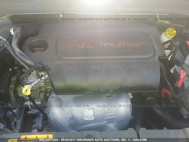 ZACCJAAB1HPF08029 - 2017 JEEP RENEGADE SPORT Արծաթագույն լուսանկար 10