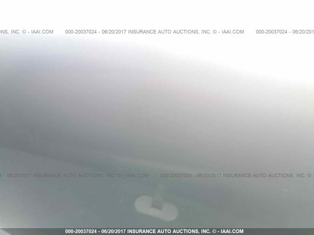 ZACCJAAB1HPF08029 - 2017 JEEP RENEGADE SPORT Արծաթագույն լուսանկար 8