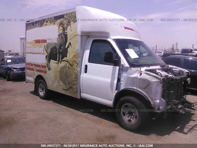 1GB0G2BA4E1212094 - 2014 CHEVROLET EXPRESS G3500  WHITE photo 1