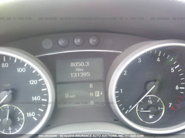 4JGBB8GB3AA589156 - 2010 MERCEDES-BENZ ML 350 4MATIC BLACK photo 7