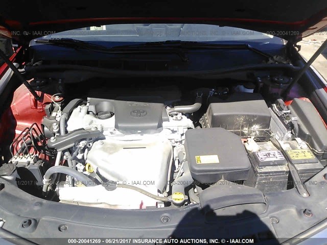 4T1BF1FK2CU525897 - 2012 TOYOTA CAMRY SE/LE/XLE RED photo 10