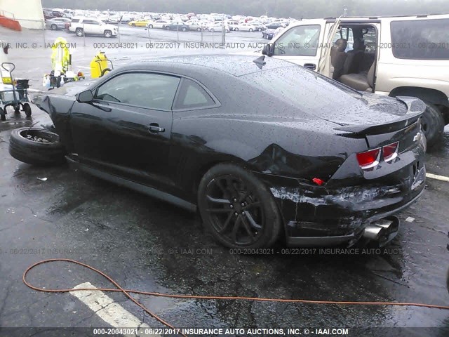 2G1FL1EP1D9803160 - 2013 CHEVROLET CAMARO ZL1 黑色 照片 3