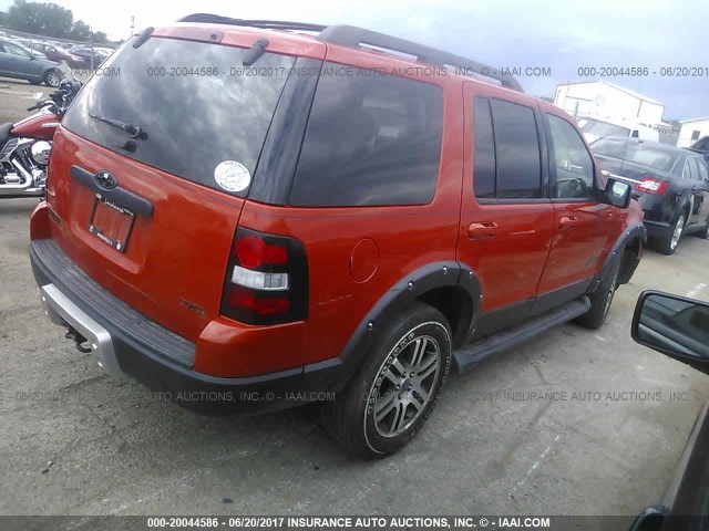 1FMEU73E57UB26671 - 2007 FORD EXPLORER XLT ORANGE photo 4