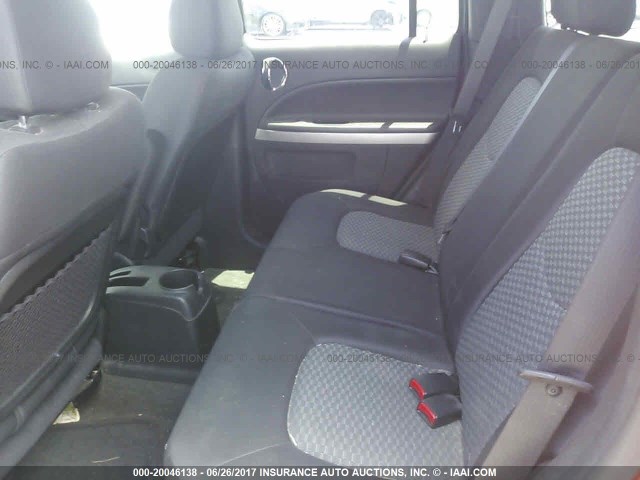 3GNCA33B09S505879 - 2009 CHEVROLET HHR LS RED photo 8