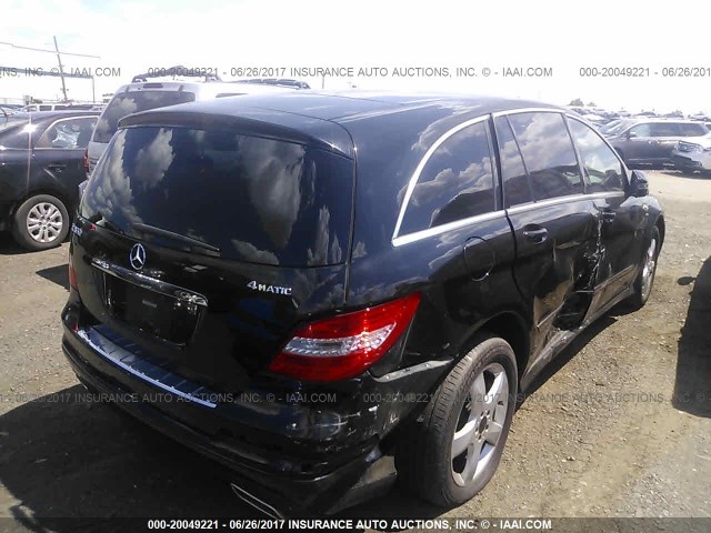 4JGCB5HE6CA138446 - 2012 MERCEDES-BENZ R 350 4MATIC BLACK photo 4