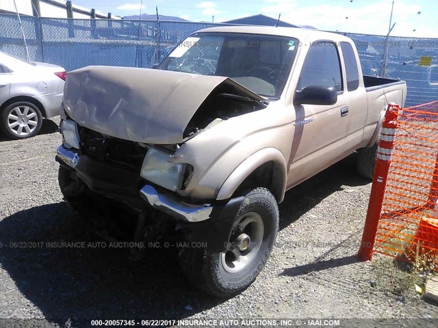 4TAWN72N4YZ577968 - 2000 TOYOTA TACOMA XTRACAB GOLD photo 2