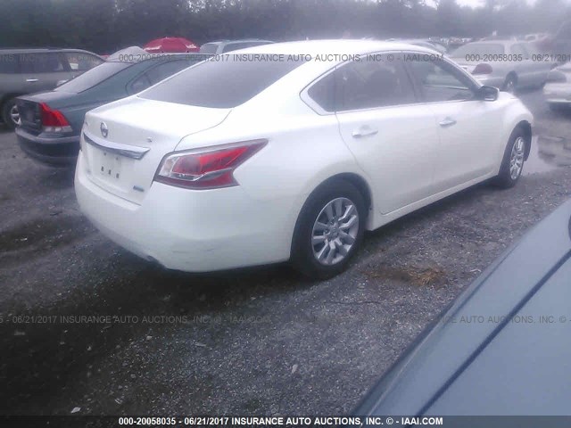 1N4AL3AP0DC149639 - 2013 NISSAN ALTIMA 2.5/S/SV/SL WHITE photo 4