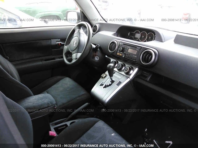 JTLZE4FE7CJ011289 - 2012 TOYOTA SCION XB Weiß Foto 5