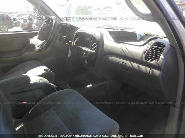 5TDZT34A41S048344 - 2001 TOYOTA SEQUOIA SR5 GRAY photo 5