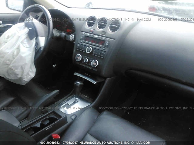 1N4BL24E18C162947 - 2008 NISSAN ALTIMA 3.5SE GRAY photo 5