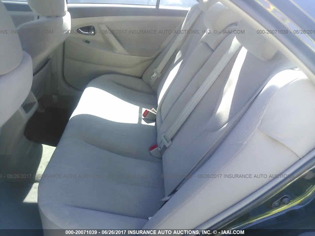 4T1BF3EK8BU732161 - 2011 TOYOTA CAMRY SE/LE/XLE GREEN photo 8