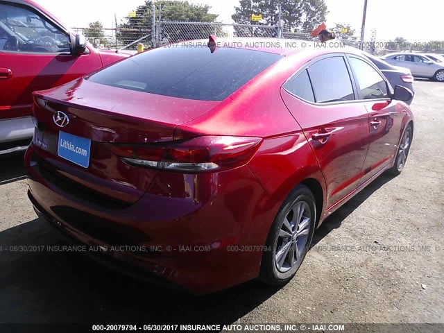 5NPD84LF6HH003310 - 2017 HYUNDAI ELANTRA SE/VALUE/LIMITED RED photo 4