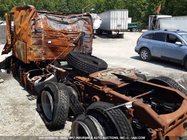 4V4NC9TG35N372005 - 2005 VOLVO VNL WHITE photo 3