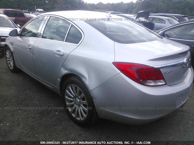 W04GS5EC4B1037861 - 2011 BUICK REGAL CXL SILVER photo 3