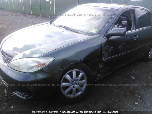 JTDBF30K820002981 - 2002 TOYOTA CAMRY LE/XLE/SE მწვანე ფოტო 6