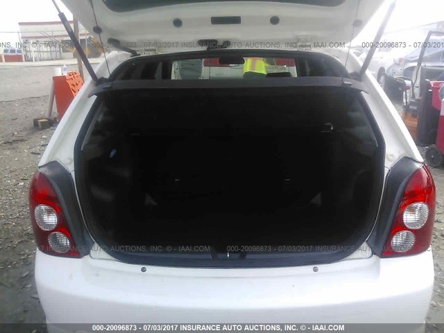 JM1BJ245421488972 - 2002 MAZDA PROTEGE PR5 白色 照片 6