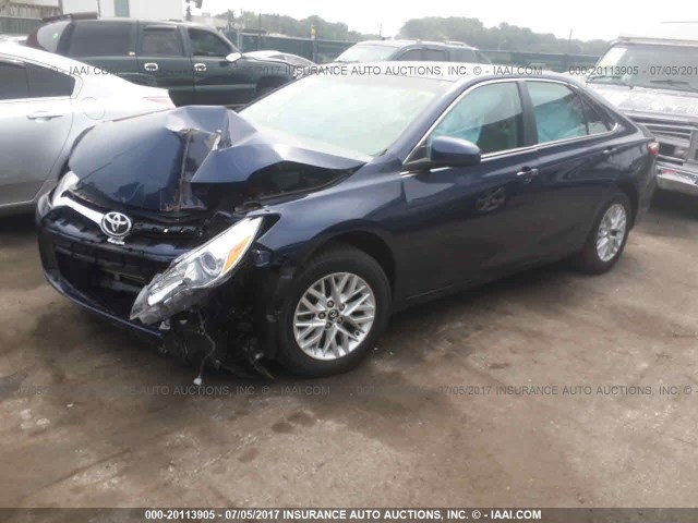 4T4BF1FK4GR571016 - 2016 TOYOTA CAMRY LE/XLE/SE/XSE BLUE photo 2