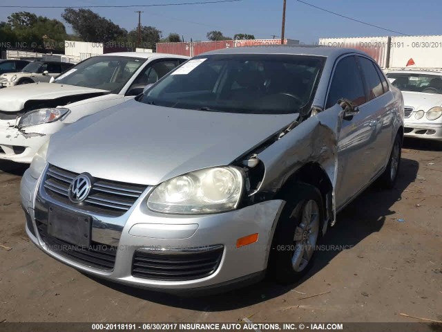 3VWRM71K89M027992 - 2009 VOLKSWAGEN JETTA SE/SEL SILVER photo 2