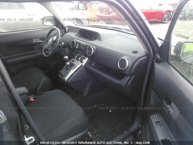 JTLKE50E581036294 - 2008 TOYOTA SCION XB შავი ფოტო 5