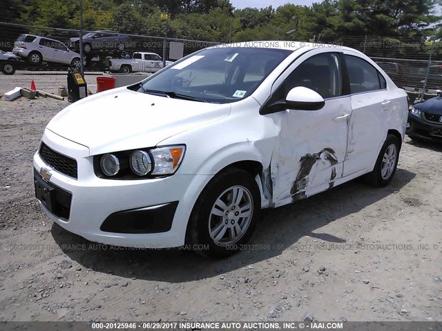 1G1JC5SH5F4157951 - 2015 CHEVROLET SONIC LT WHITE photo 2