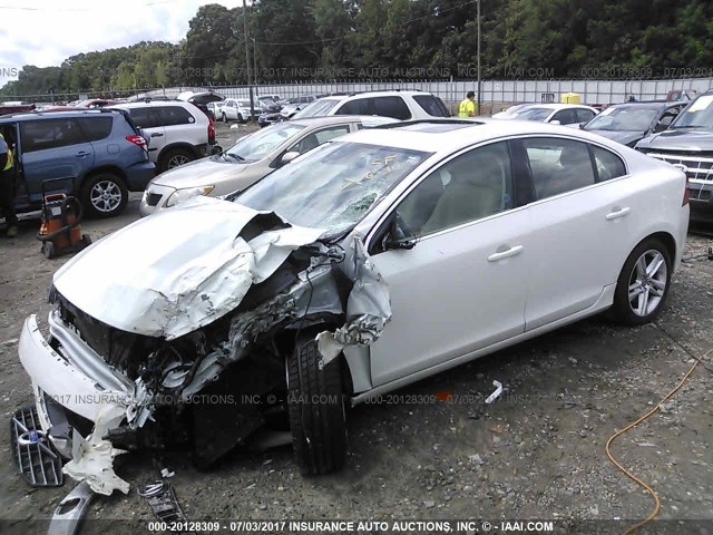 YV140MFK3F2332815 - 2015 VOLVO S60 PREMIER WHITE photo 2