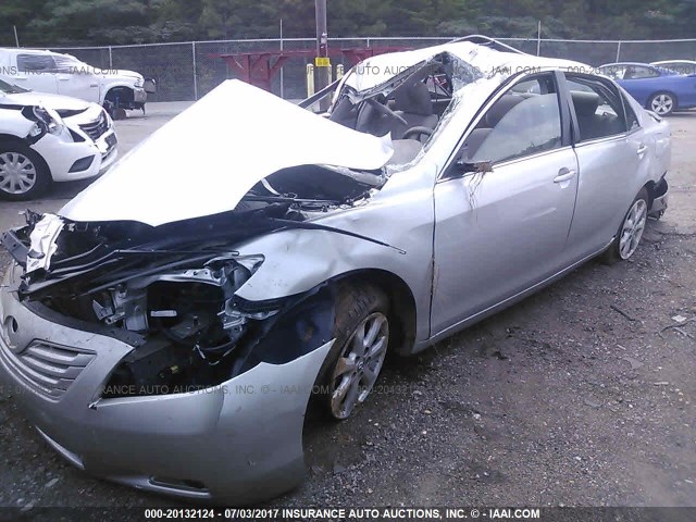 4T1BE46K19U412584 - 2009 TOYOTA CAMRY SE/LE/XLE SILVER photo 2