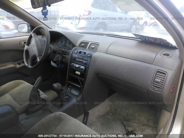 JN1CA21D8VT207820 - 1997 NISSAN MAXIMA GLE/GXE/SE GOLD photo 5