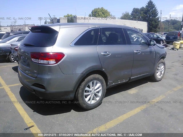 5XYPG4A32HG210891 - 2017 KIA SORENTO LX/L GRAY photo 4