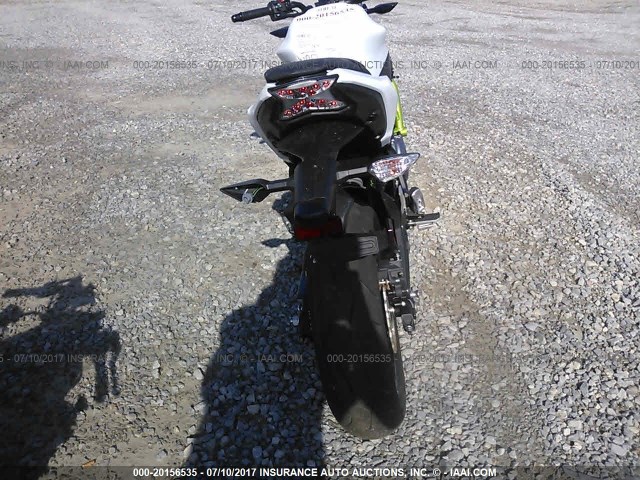 JKAEREG18HDA00451 - 2017 KAWASAKI ER650 G WHITE photo 6