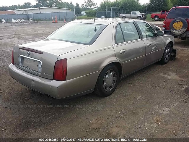 1G6KD54YX1U282025 - 2001 CADILLAC DEVILLE BEIGE photo 4