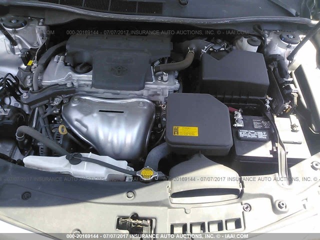 4T1BF1FK1EU362839 - 2014 TOYOTA CAMRY L/SE/LE/XLE 银色 照片 10