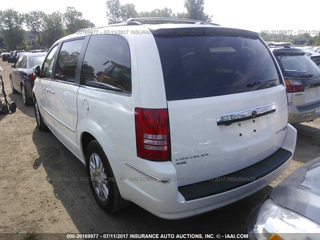 2A4RR7DX3AR494112 - 2010 CHRYSLER TOWN & COUNTRY LIMITED WHITE photo 3