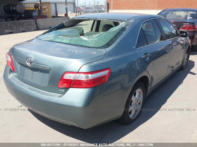4T1BE46K28U762689 - 2008 TOYOTA CAMRY CE/LE/XLE/SE TEAL photo 4