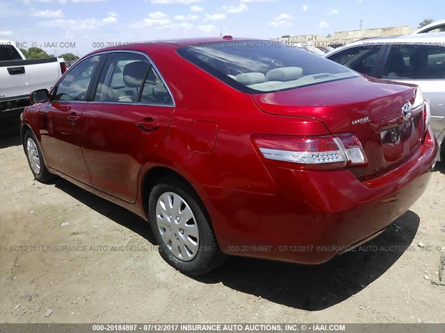 4T4BF3EK6AR052327 - 2010 TOYOTA CAMRY SE/LE/XLE წითელი ფოტო 3